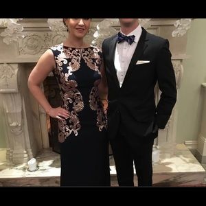 Tadashi Shoji gown